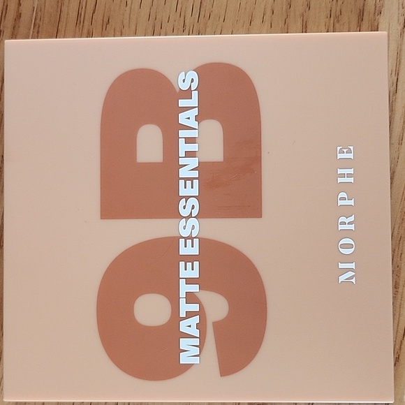 MORPHE 9B Matte Essentials Artistry Palette - Picture 3 of 4